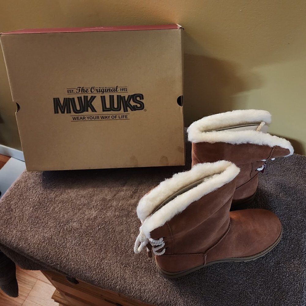 Muk Luks Women's Ziggy Rodeo Boo